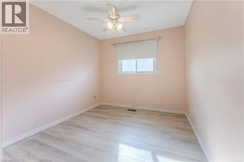 18 Gilston Parkway Paris ON N3L 3K6
