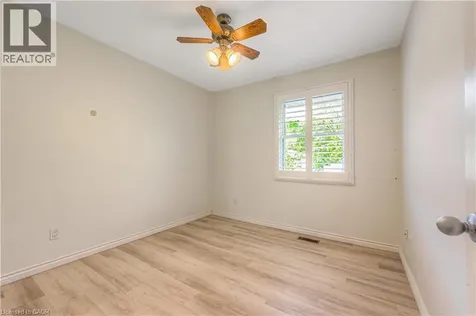18 Gilston Parkway Paris ON N3L 3K6