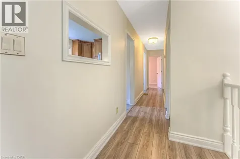 18 Gilston Parkway Paris ON N3L 3K6