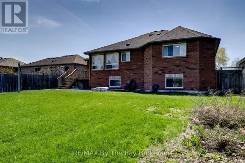420 Ramblewood Drive Wasaga Beach ON L9Z 1P3