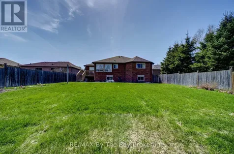 420 Ramblewood Drive Wasaga Beach ON L9Z 1P3