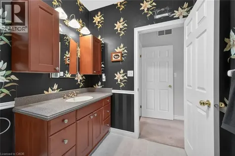 44 Twentyplace Boulevard Mount Hope ON L0R 1W0