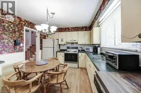 4356 Dublin Crescent Burlington ON L7L 2S5