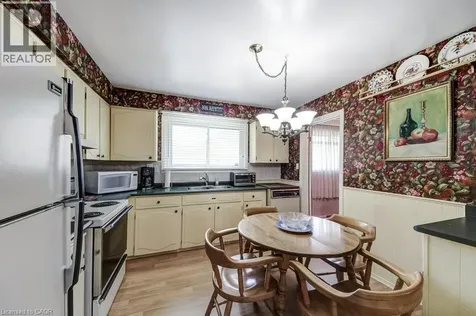 4356 Dublin Crescent Burlington ON L7L 2S5