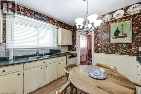 4356 Dublin Crescent Burlington ON L7L 2S5