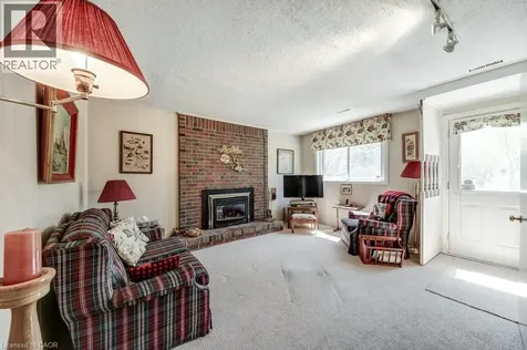 4356 Dublin Crescent Burlington ON L7L 2S5