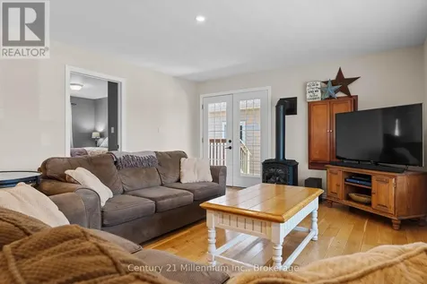 51 Larkwhistle Avenue South Bruce Peninsula ON N0H 2T0