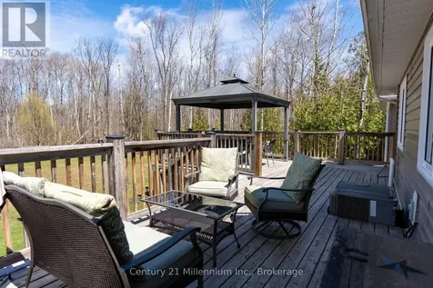 51 Larkwhistle Avenue South Bruce Peninsula ON N0H 2T0