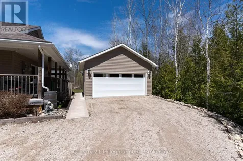 51 Larkwhistle Avenue South Bruce Peninsula ON N0H 2T0