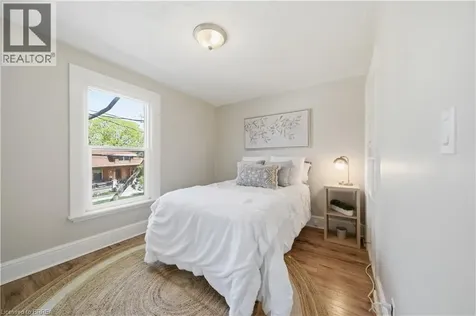 33 Richmond Street Brantford ON N3T 3Y2