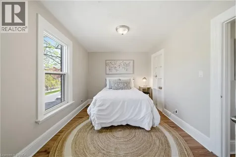 33 Richmond Street Brantford ON N3T 3Y2