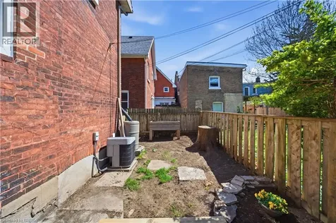 33 Richmond Street Brantford ON N3T 3Y2