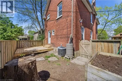 33 Richmond Street Brantford ON N3T 3Y2