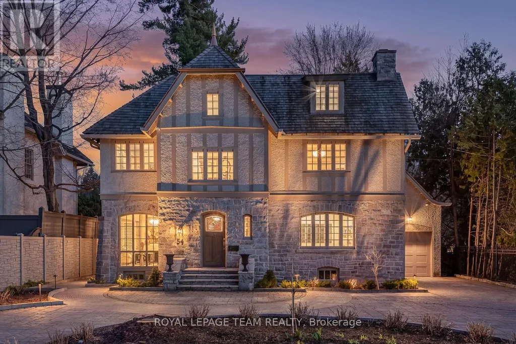54 Park Road Ottawa ON K1M 0B9