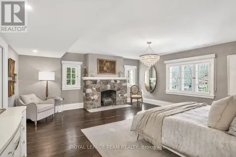 54 Park Road Ottawa ON K1M 0B9