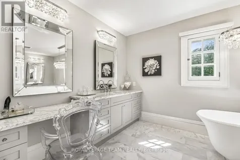 54 Park Road Ottawa ON K1M 0B9