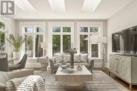 54 Park Road Ottawa ON K1M 0B9