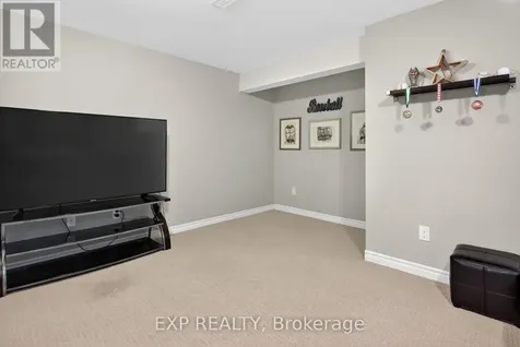 568 Via Mattino Way Ottawa ON K2J 6B8