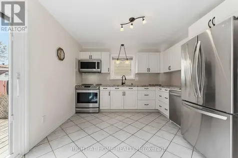 26 Denham Way Ottawa ON K2S 1H5