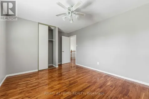 26 Denham Way Ottawa ON K2S 1H5