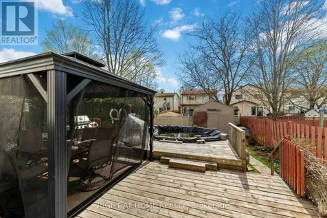 26 Denham Way Ottawa ON K2S 1H5