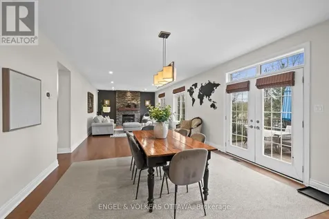 6842 South Village Drive Ottawa ON K4P 0A5