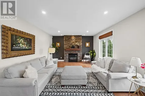 6842 South Village Drive Ottawa ON K4P 0A5