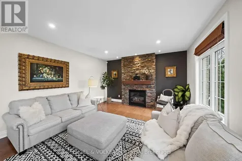6842 South Village Drive Ottawa ON K4P 0A5