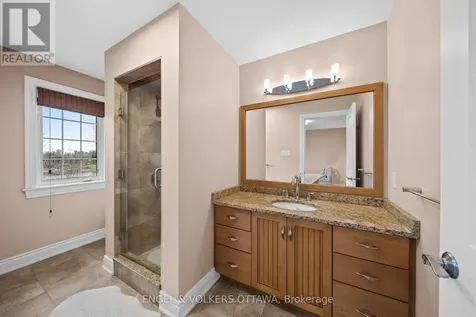 6842 South Village Drive Ottawa ON K4P 0A5