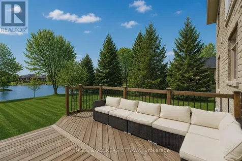 6842 South Village Drive Ottawa ON K4P 0A5