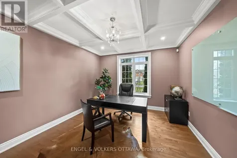 6842 South Village Drive Ottawa ON K4P 0A5