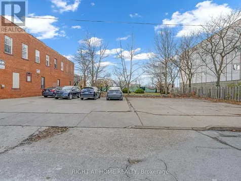 279 Drouillard Road Windsor ON N8Y 2P4