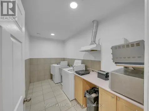 279 Drouillard Road Windsor ON N8Y 2P4