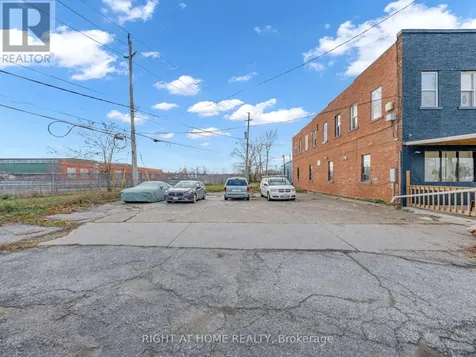 279 Drouillard Road Windsor ON N8Y 2P4