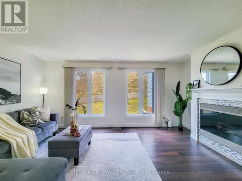 56 Harris Avenue Brantford ON N3R 2E9