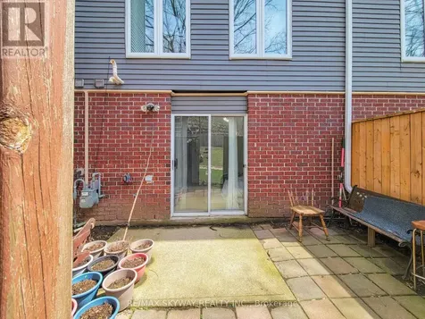 56 Harris Avenue Brantford ON N3R 2E9