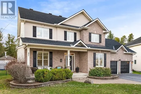 32 Feldspar Crescent Ottawa ON K2S 1Y3
