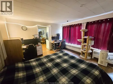 100 London Road Thamesville ON N0P 2K0