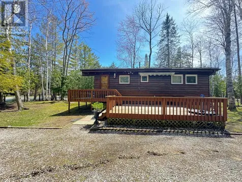 236 Zoo Park Road Wasaga Beach ON L9Z 2P2