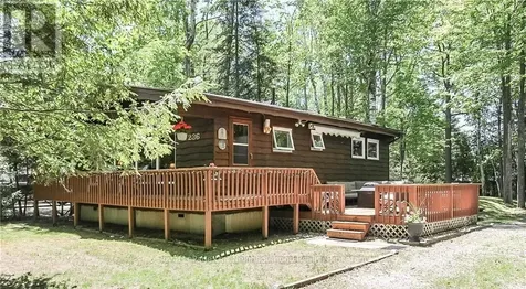 236 Zoo Park Road Wasaga Beach ON L9Z 2P2
