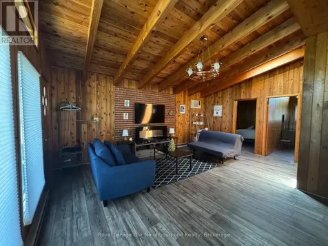 236 Zoo Park Road Wasaga Beach ON L9Z 2P2
