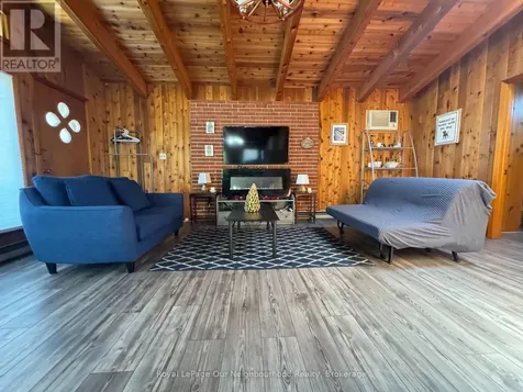 236 Zoo Park Road Wasaga Beach ON L9Z 2P2