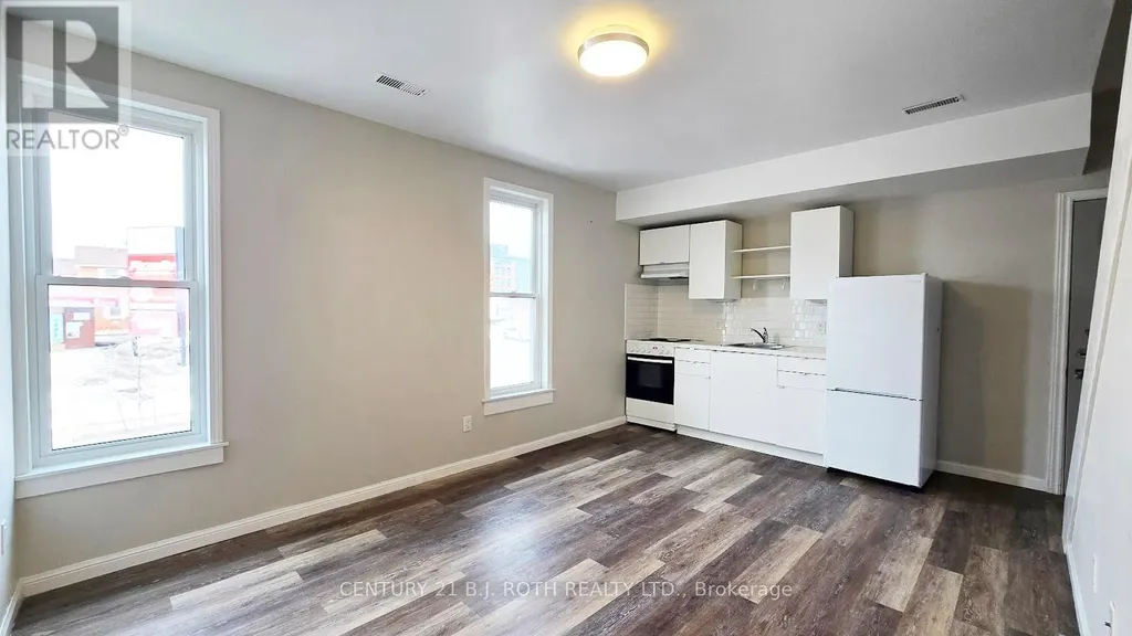 44 Front Street South Orillia ON L3V 4S3