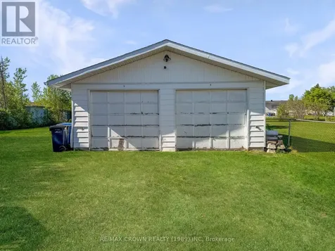 43 De L'etang Boulevard Kapuskasing ON P5N 2M6