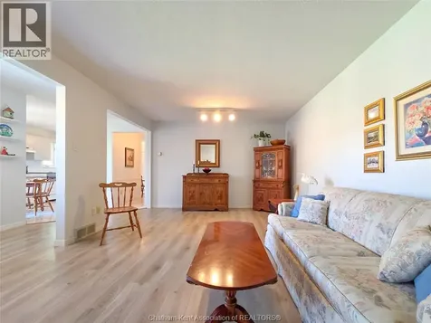 21 Earl Drive Chatham ON N7M 6E6