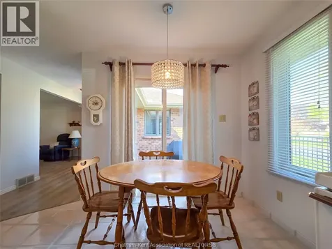 21 Earl Drive Chatham ON N7M 6E6