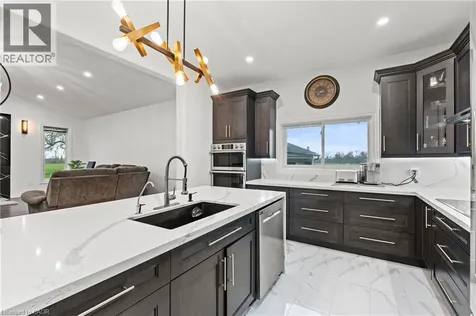 1576 Woodburn Road Binbrook ON L0R 1C0