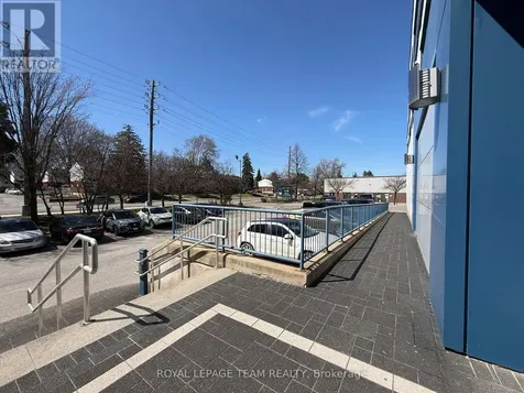 900 Morrison Drive Ottawa ON K2H 8K7