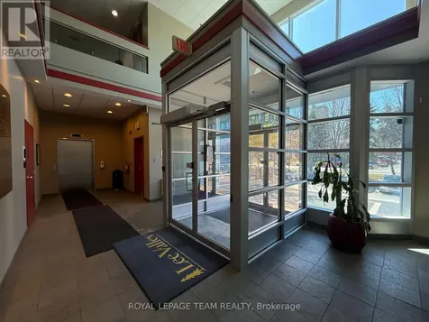 900 Morrison Drive Ottawa ON K2H 8K7