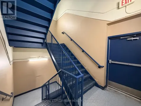 900 Morrison Drive Ottawa ON K2H 8K7